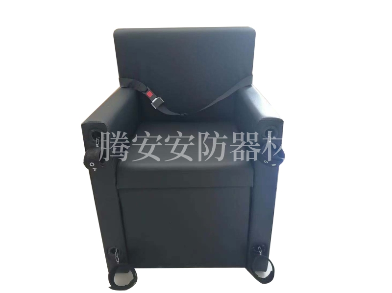 安陽騰安審訊椅廠家生產(chǎn)詢問椅、被告人椅、審訊椅這三種椅子有什么區(qū)別？